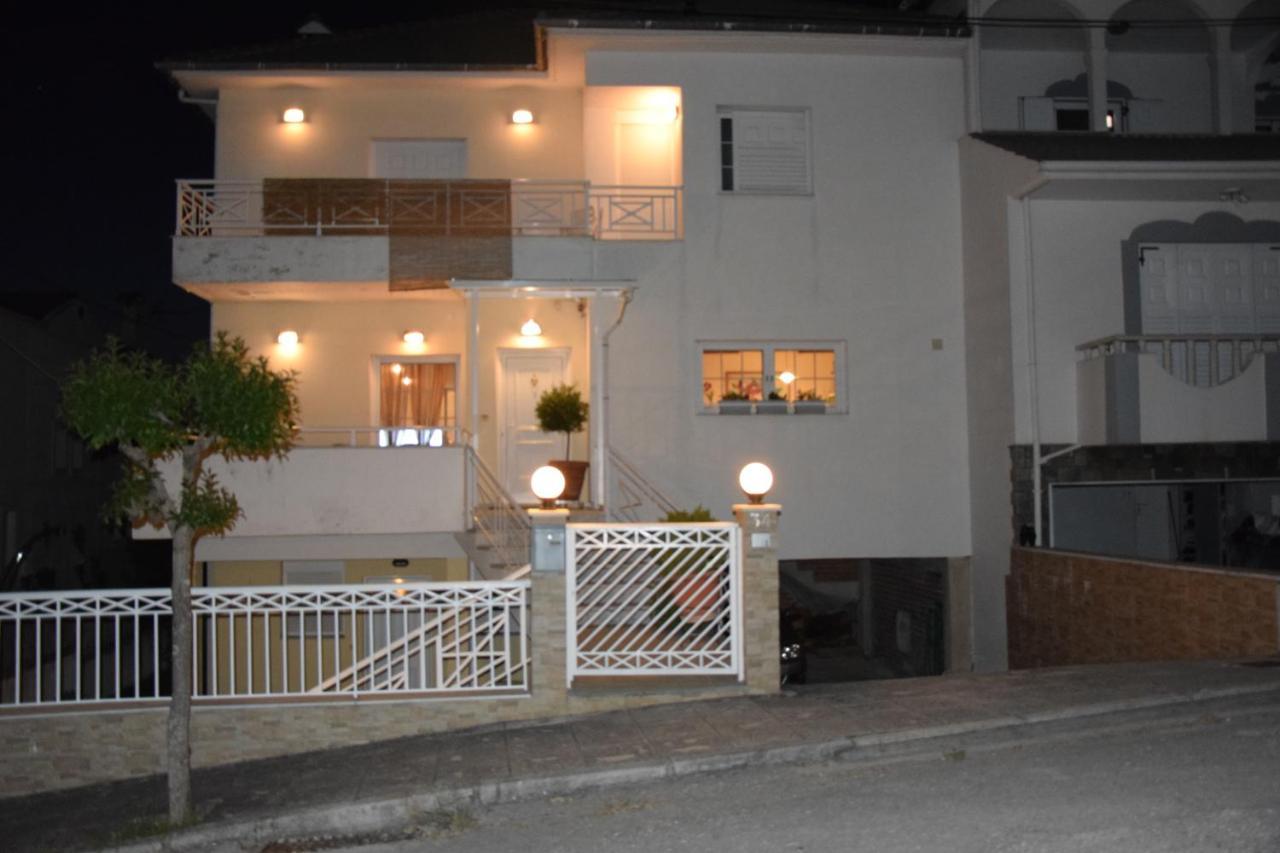 Spacious Apartment At Ioannina, Anatoli Anatoli  Bagian luar foto